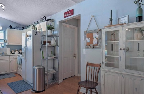 Mayhew House | Lake Norman Cottage