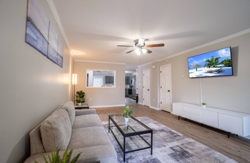 Mount Mourne House | Lake Norman Townhome 2 Master BRs + Parking