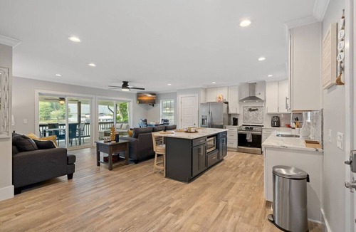 Denver House | Lake Norman Waterfront with Dock, hot tub fire pit and pool table