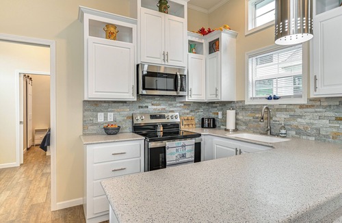 Sherrills Ford House | Lake-View Home w/Pool Access in Sherrills Ford!
