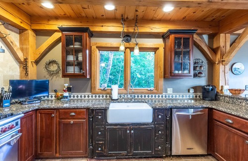 Bryson City Apartment | Lake Views Luxury Hottub Game Rm 5bed 4 5bath