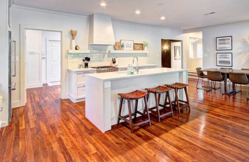 Dixie - Berryhill Apartment | Lakefront 4BR in Charlotte w/Pool, Hot Tub & BBQ