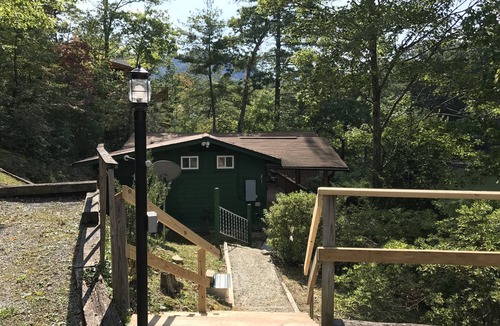 Lake Lure Cottage | Lakefront - Cozy Cottage Directly On Beautiful Lake Lure!