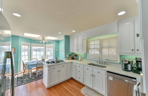 Leasburg House | Lakefront, Great Views, Hot Tub, Boat Options