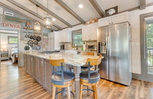 Hayesville House | Lakefront Hayesville Retreat w/Private Swim Dock