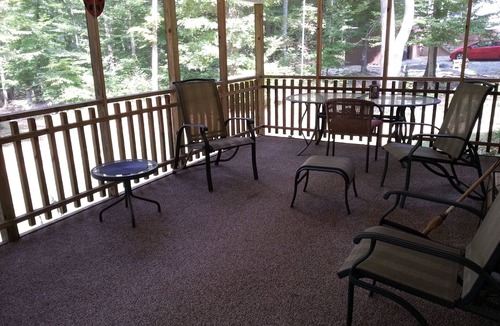 Southmont House | Lakefront Home W/large Level Lot, Dock, Open Floor Plan-Totally Remodeled!