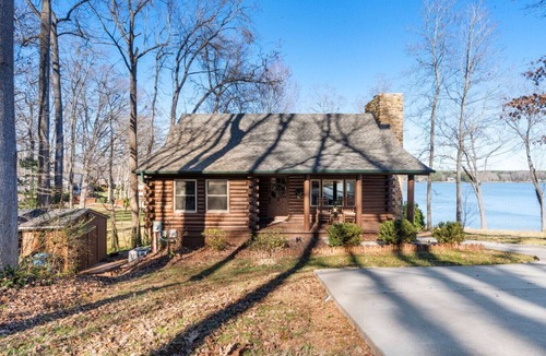 Lake Norman of Catawba House | LakeFront Lodge- New to Lake Norman!