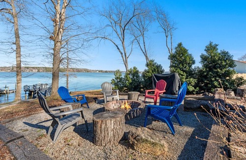 Lake Norman of Catawba House | LakeFront Lodge- New to Lake Norman!