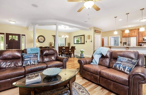 Lake Norman of Catawba House | Lakefront Manor w/Beach, Gameroom, Sauna, Theatre