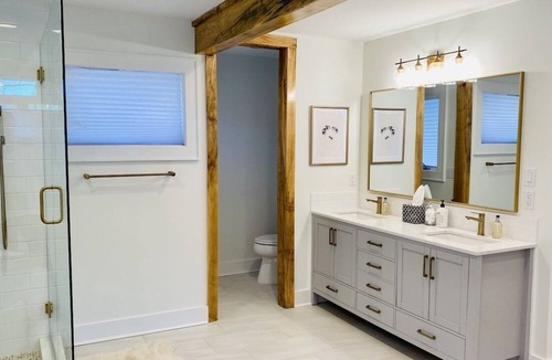 Lake Toxaway House | LAKEFRONT PROPERTY | DANCING BEAR