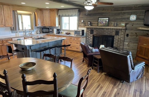 Albemarle House | Lakefront sleeps 14: Swim floats , hammocks, fire pit, grill, yard games