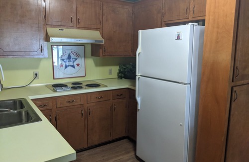 Albemarle House | Lakefront sleeps 14: Swim floats , hammocks, fire pit, grill, yard games