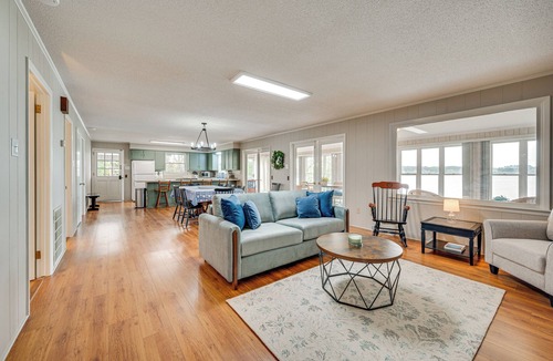Troutman House | Lakefront Troutman House w/Spectacular Sunsets!