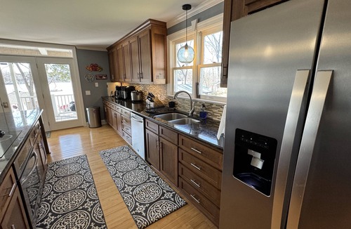 Leasburg House | Lakefront with Million Dollar Views on HYCO Lake