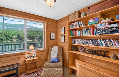 Lake Lure Cottage | Lakeside 4BR~Mountain Views | Firepit | Game Room