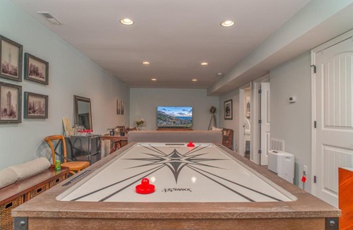 Brevard House | Lakeside Rays