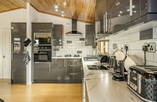 Warton Cottage | Lakeview Lodge