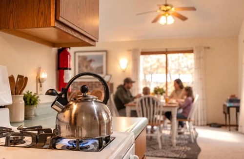 Au Gres House | Lakeview & Wildlife