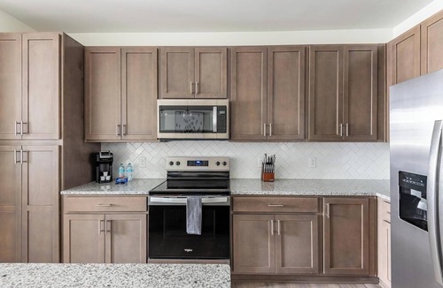 Wilmington Apartment | Landing | Amazing 1BD, Gym, Pool