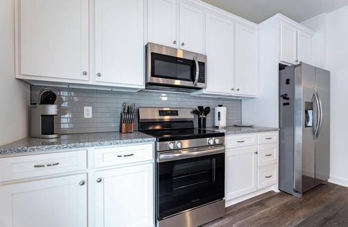 Port Wentworth Apartment | Landing | Amazing 1BD, Gym, Pool