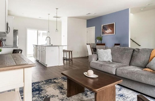 Port Wentworth Apartment | Landing Apartments - Abrazo at Rice Hope