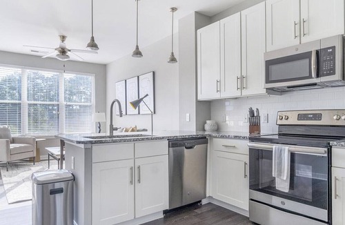 Chapel Hill Apartment | Landing at Blu on Farrington - 1 Bedroom in Woodland Acres
