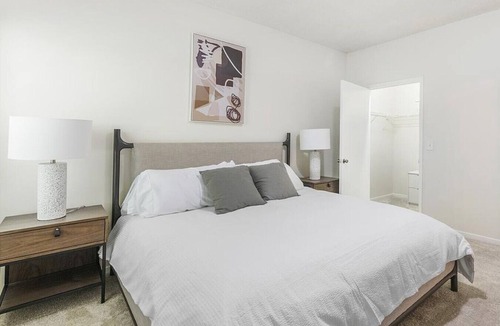 Winston - Salem Apartment | Landing at Crowne Club Apartments - 2 Bedrooms in Downtown Winston Salem
