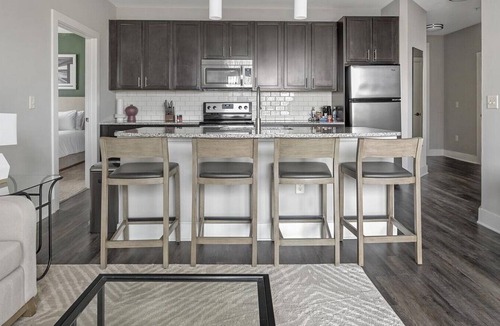 SouthPark Apartment | Landing at Mezzo1 - 2 Bedrooms in Myers Park