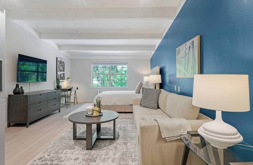 Northeast Raleigh Apartment | Landing at The Harrison - Studio in Northeast R.