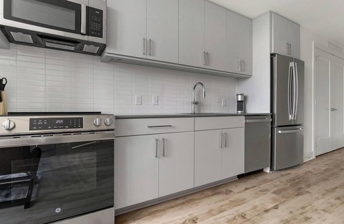Southwest Raleigh Apartment | Landing | Beautiful 1BD in Caraleigh