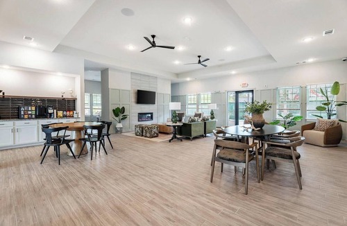 Beaufort Apartment | Landing | Beautiful 2BD, Gym