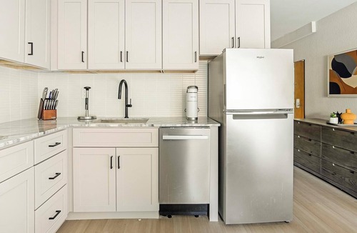 Northeast Raleigh Apartment | Landing | Beautiful Studio, Pool, Gym