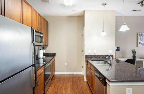 Norfolk Apartment | Landing | Chic 1BD, Clubhouse, Gym