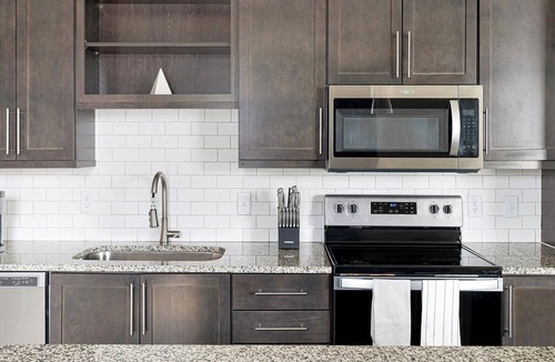 Talbot's Corner Apartment | Landing | Chic 1BD, Gym, Clubhouse