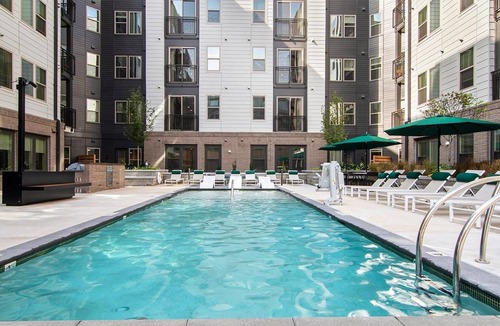Downtown Apartment | Landing | Chic 1BD, Pool, Gym