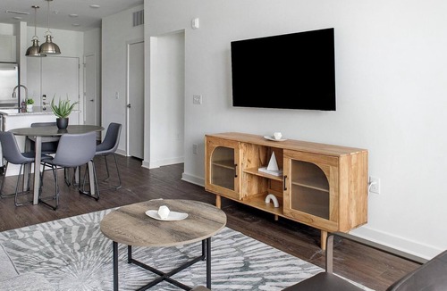 Southeast Raleigh Apartment | Landing | Chic 1BD, Yoga Studio, Gym