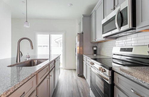 Port Wentworth Apartment | Landing | Incredible 2BD, Gym, Pool