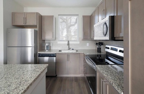Talbot's Corner Apartment | Landing | Spectacular 1BD, Gym, Pool