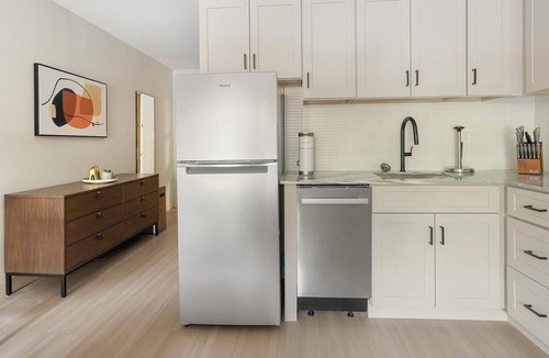 Northeast Raleigh Apartment | Landing | Spectacular Studio, Pool, Gym