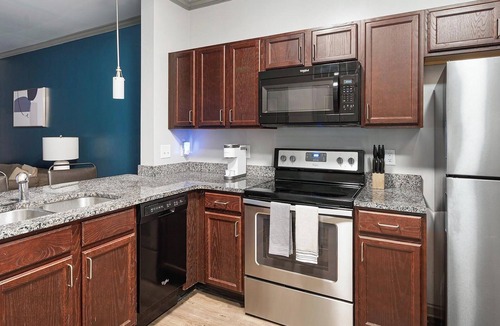 South Nashville Apartment | Landing | Stunning 1BD, Gym, Clubhouse