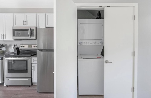 Nashville Apartment | Landing | Stunning 1BD, Clubhouse, Pool