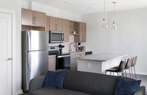 Talbot's Corner Apartment | Landing | Stylish 1BD, Clubhouse, Gym
