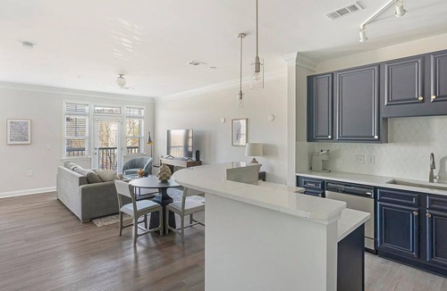 Cary Apartment | Landing | Stylish 1BD, Courtyard, Pool