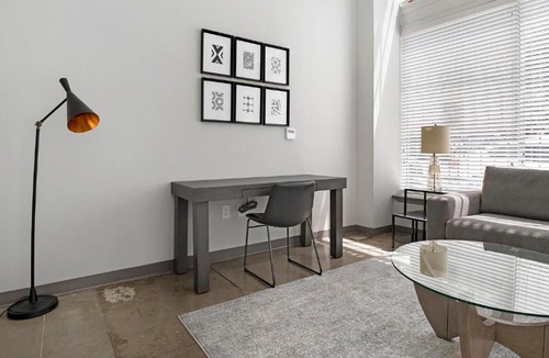 Central City Apartment | Landing Stylish 1BD Gym
