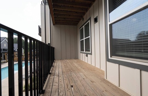 Huntersville Apartment | Landing | Stylish 1BD, Pool, Yoga Studio