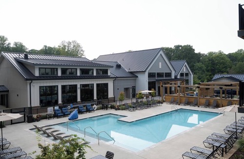 Huntersville Apartment | Landing | Stylish 1BD, Pool, Yoga Studio