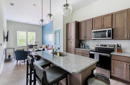 Wilmington Apartment | Landing | Stylish 1BD, Pool, Gym