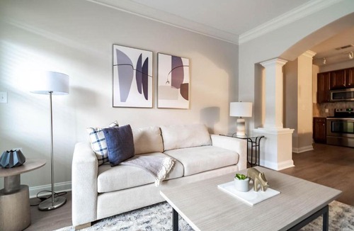Cary Apartment | Landing Stylish 2BD Courtyard Pool