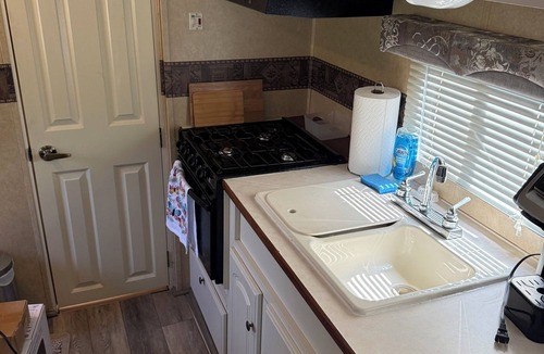 Columbia House | Lantern Acres Retreat