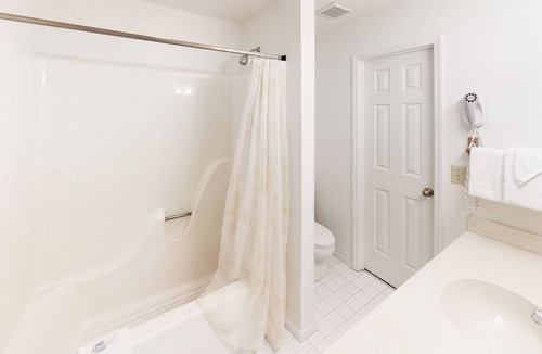 Sea Trail Condo | Large 4 BR Golf Villa in Sunset Beach - (CV2B)